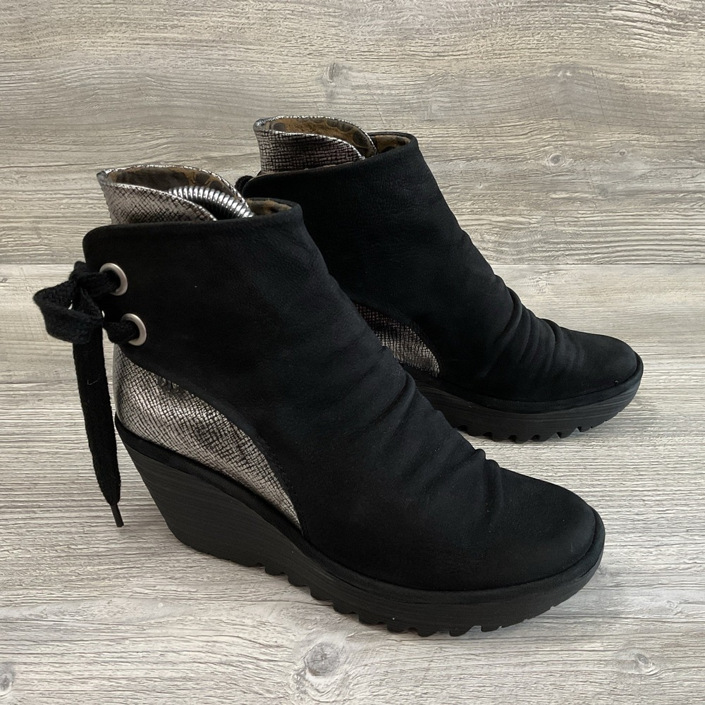 Fly London Yasi Black Metallic Silver Suede Wedge Bootie Women's Size 5.5-6 US